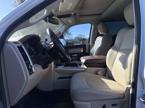 Used 2014 RAM 2500 Laramie AWD/4WD image 11