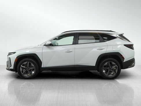 Certified 2025 Hyundai Tucson SEL AWD/4WD image 2