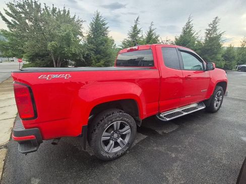 Used 2018 Chevrolet Colorado W/T w/ Custom Special Edition AWD/4WD image 8