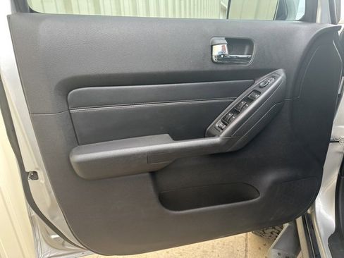 Used 2010 HUMMER H3T Alpha image 8