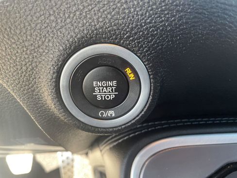 Used 2022 Dodge Challenger R/T w/ Blacktop Package image 18