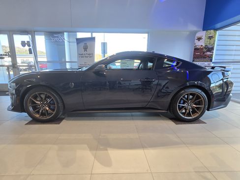 New 2025 Ford Mustang Dark Horse image 7