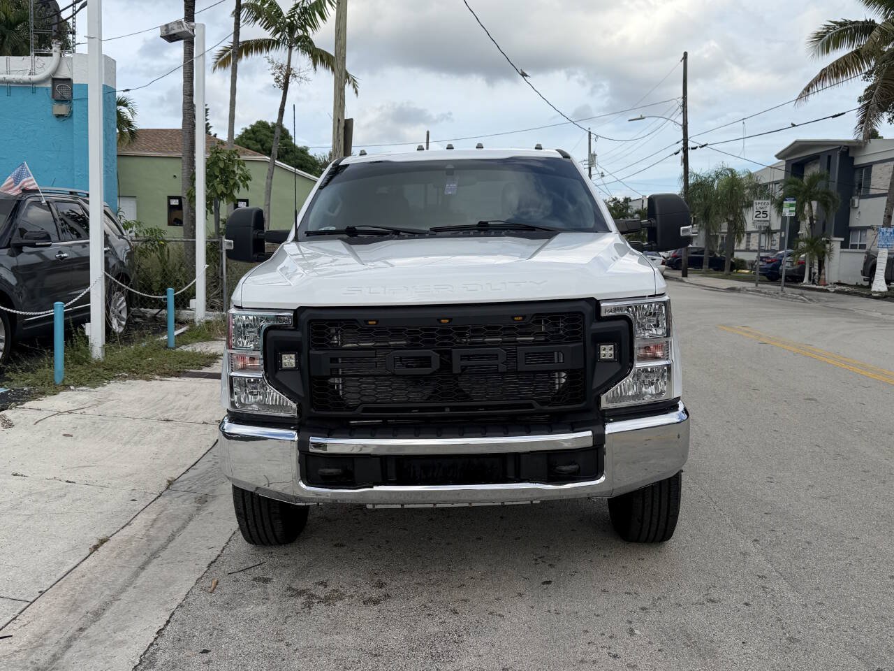 Used 2022 Ford F350 XL w/ Power Equipment Group AWD/4WD image 3