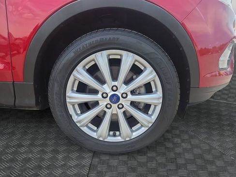 Used 2017 Ford Escape Titanium AWD/4WD image 37