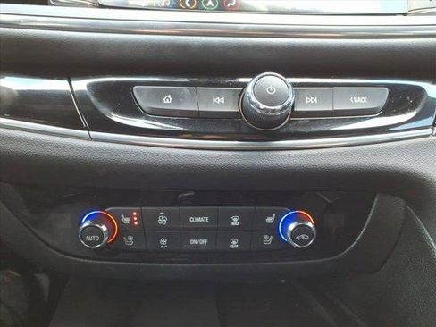 Certified 2024 Buick Enclave Avenir w/ Avenir Technology Package image 25