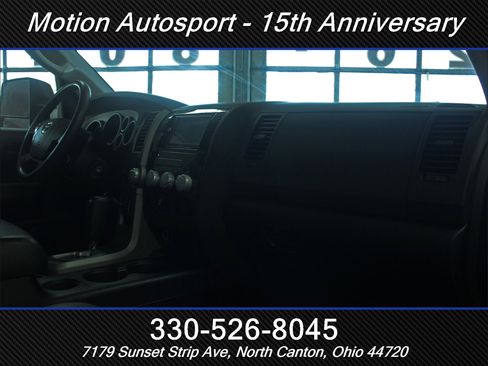 Used 2012 Toyota Tundra 4x4 CrewMax image 34