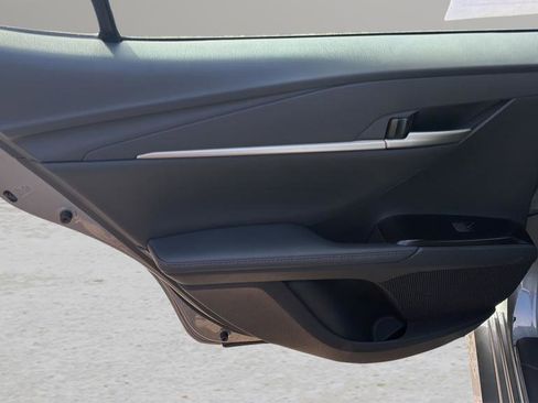 Used 2025 Toyota Camry XLE image 13