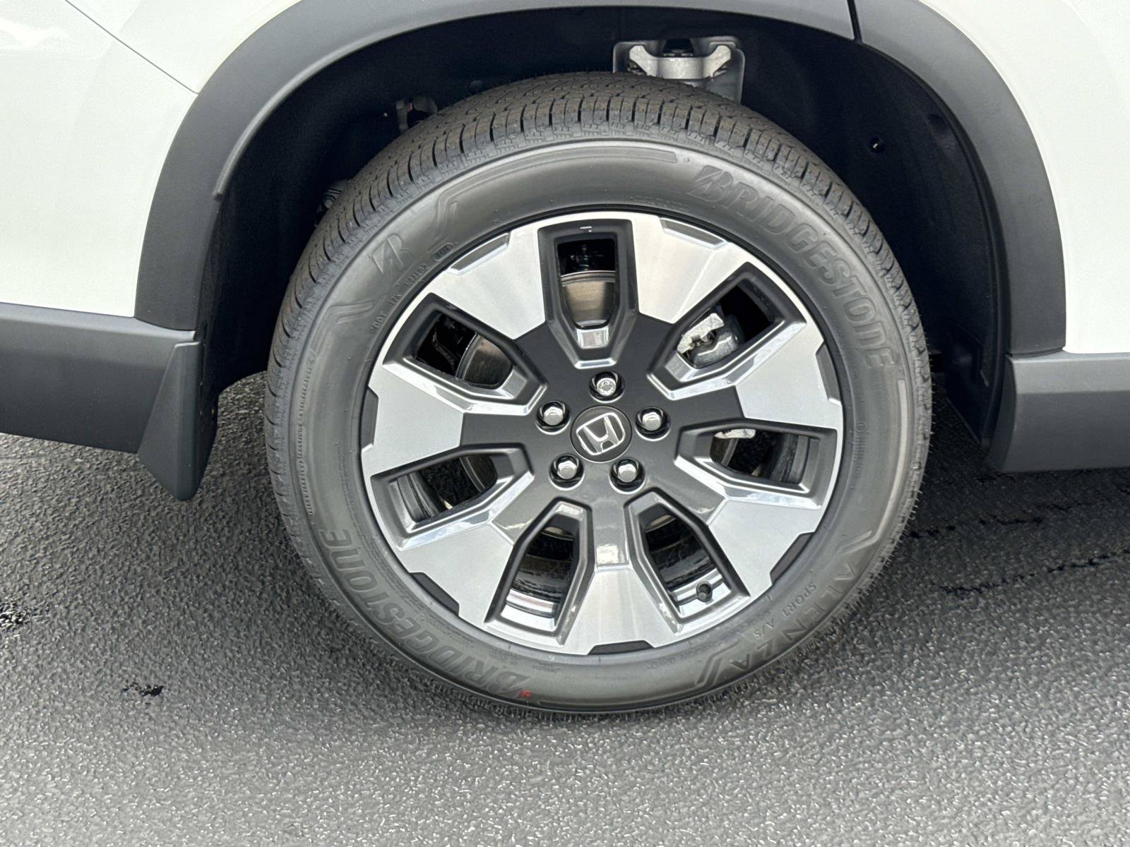 New 2026 Honda Pilot Elite image 25