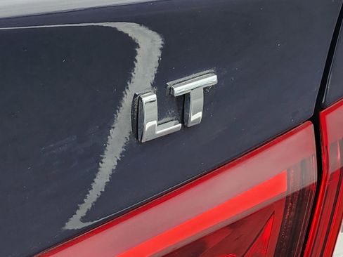 Used 2025 Chevrolet Malibu LT FWD image 16