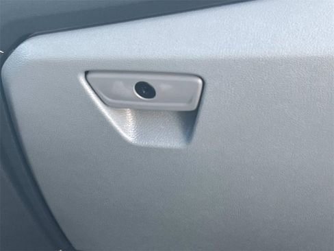 Used 2019 Ford Transit 150 XLT image 18