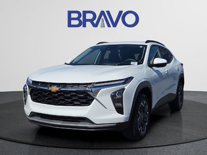 Used 2025 Chevrolet Trax LT