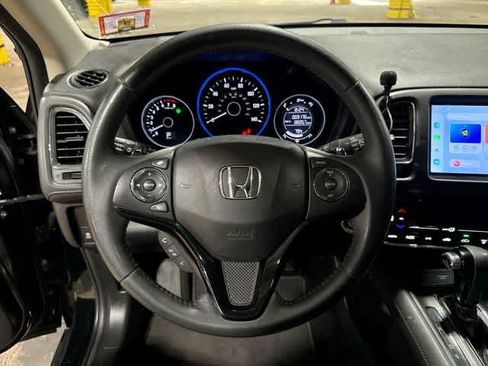 Used 2017 Honda HR-V EX-L image 18