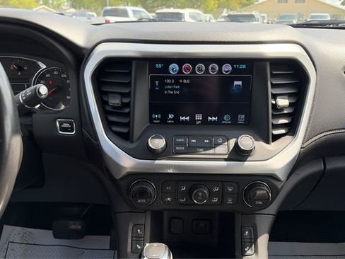 Used 2017 GMC Acadia SLT w/ LPO, Floor Liner Package FWD image 13