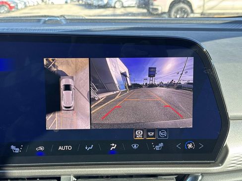 Used 2026 Chevrolet Equinox EV LT image 20