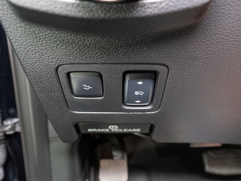 Used 2018 Ford F250 Lariat w/ Lariat Ultimate Package AWD/4WD image 36