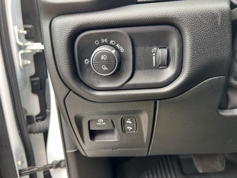Used 2023 RAM 1500 Big Horn image 34