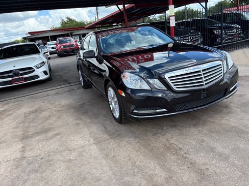 Used 2013 Mercedes-Benz E 350 Sedan image 11