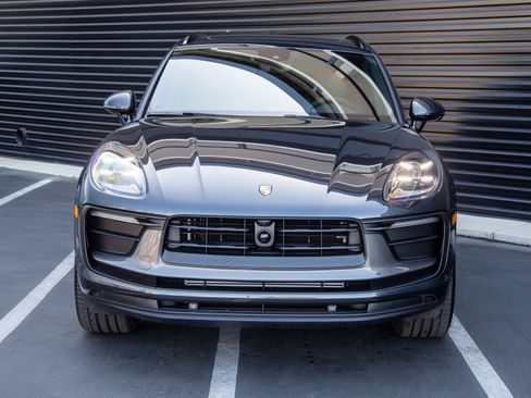 New 2026 Porsche Macan Turbo AWD/4WD image 10