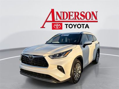 Certified 2022 Toyota Highlander Platinum