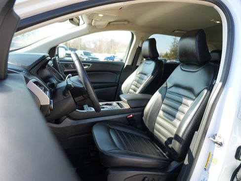 Used 2024 Ford Edge SEL w/ Convenience Package image 14