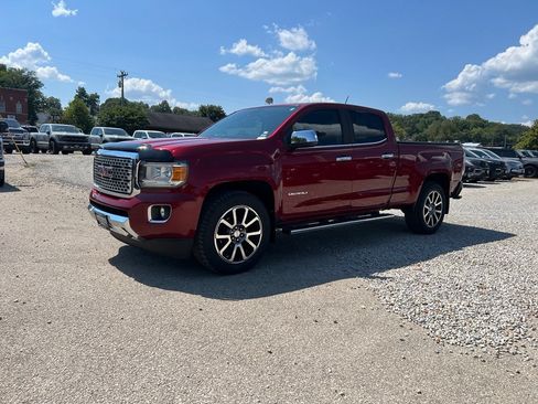 Used 2017 GMC Canyon Denali AWD/4WD image 4