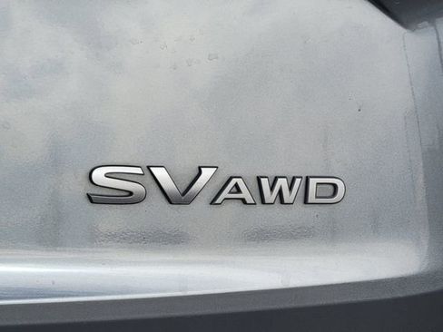 Used 2024 Nissan Rogue SV AWD/4WD image 11