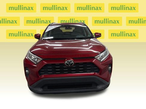 Used 2021 Toyota RAV4 XLE w/ Convenience Package FWD image 16