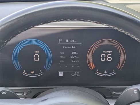 Used 2025 Hyundai Kona SEL FWD image 24