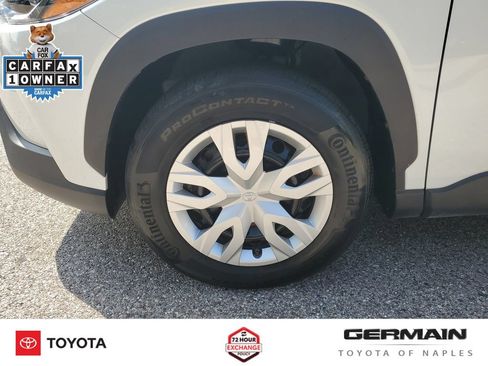 Used 2024 Toyota Corolla Cross L FWD image 13