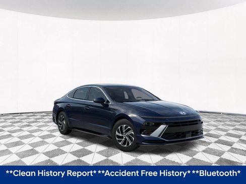 Certified 2026 Hyundai Sonata Blue FWD image 2