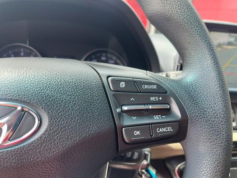 Used 2018 Hyundai Elantra GT FWD image 27