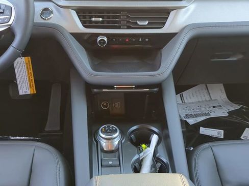 New 2025 Ford Explorer Active w/ Active Comfort Package image 19