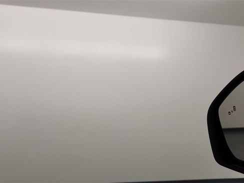 Used 2023 Ford Explorer XLT w/ Equipment Group 202A image 20