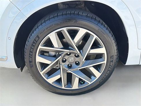 Used 2022 Hyundai Santa Fe Calligraphy image 41