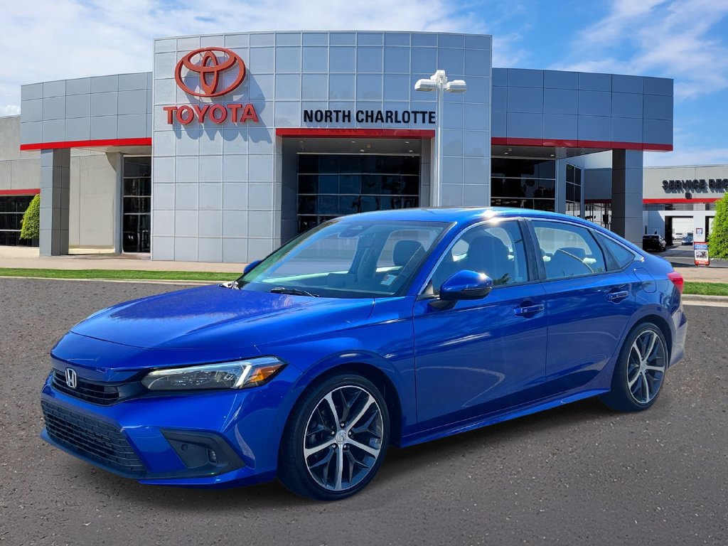 Used 2022 Honda Civic Touring image 4