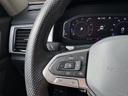 Used 2023 Volkswagen Atlas SEL Premium image 30