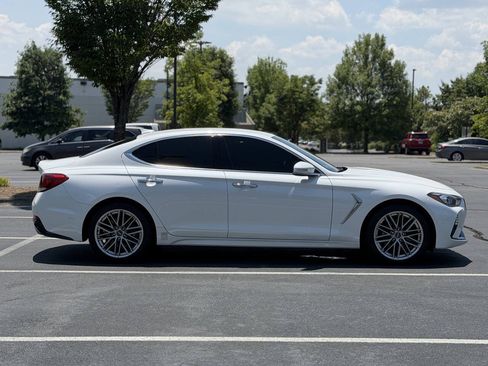 Used 2020 Genesis G70 2.0T RWD image 8