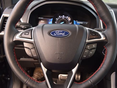 Used 2024 Ford Edge ST-Line AWD/4WD image 10