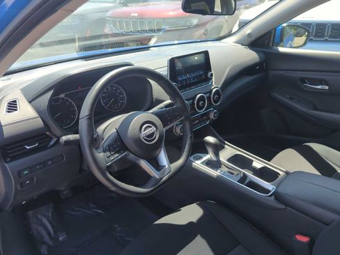 Used 2025 Nissan Sentra SV w/ All-Weather Package FWD image 13