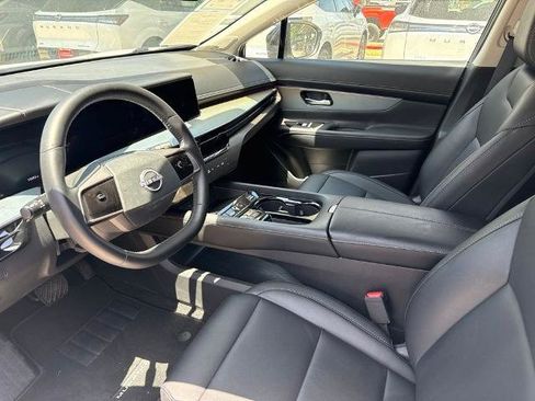 Certified 2025 Nissan Murano SL w/ Cargo Package AWD/4WD image 9