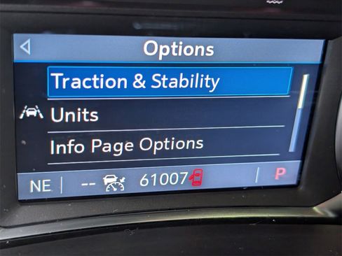 Used 2023 Chevrolet Equinox RS w/ RS Leather Package image 13