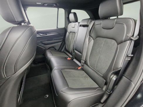 New 2025 Jeep Grand Cherokee Altitude image 43