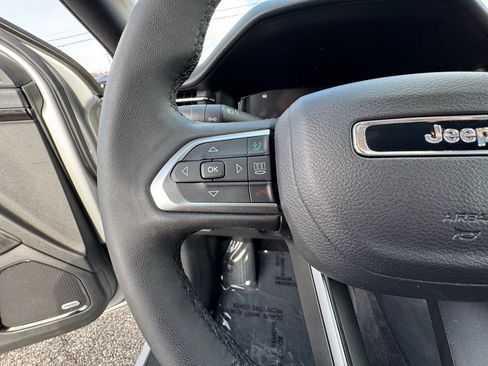 Used 2024 Jeep Compass Limited w/ High Altitude Package image 20