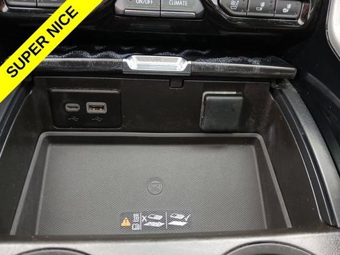 Used 2023 GMC Yukon Denali AWD/4WD image 25