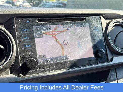 Used 2019 Toyota Tacoma TRD Off-Road AWD/4WD image 9