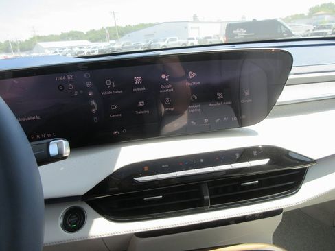 New 2026 Buick Enclave Avenir w/ Super Cruise Package image 19