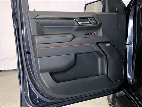 Used 2023 GMC Sierra 1500 AT4 w/ AT4 Premium Package AWD/4WD image 25