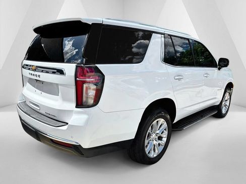 Used 2021 Chevrolet Tahoe Premier w/ Premium Package AWD/4WD image 7