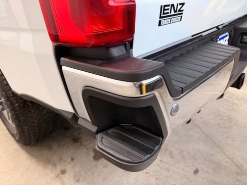 Used 2026 Ford F350 Lariat AWD/4WD image 14