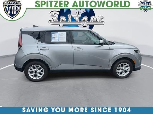 Used 2025 Kia Soul LX w/ LX Technology Package FWD image 9